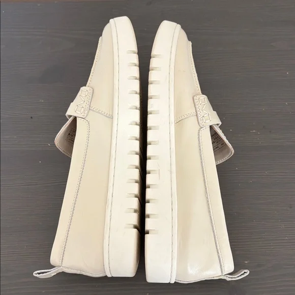 Vionic Uptown Loafer in cream leather slip on round toe size 9.5 - Picture 8 of 13